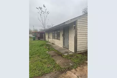 5950 Doolittle Boulevard, Houston, TX 77033 - Photo 3