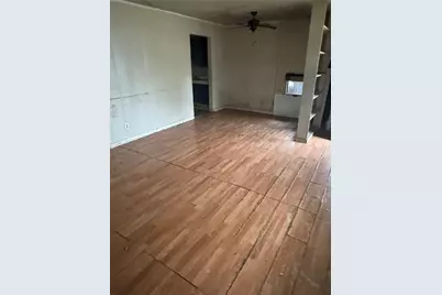 5950 Doolittle Boulevard, Houston, TX 77033 - Photo 15