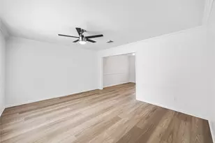 3806 Forest Village Dr, Houston, TX 77339 - Photo 7