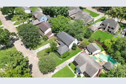 3806 Forest Village Drive, Houston, TX 77339 - Photo 5