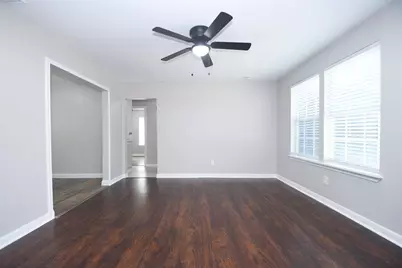 5215 Myrtlewood Street, Houston, TX 77033 - Photo 3