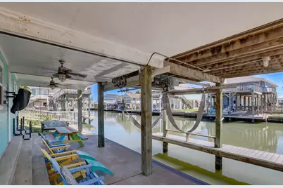 22819 Vida Street, Galveston, TX 77554 - Photo 27