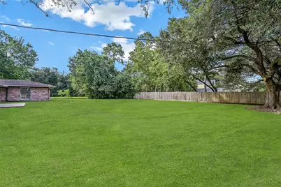 502 Misty Lane, Friendswood, TX 77546 - Photo 33