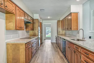 502 Misty Lane, Friendswood, TX 77546 - Photo 15