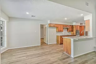 502 Misty Ln, Friendswood, TX 77546 - Photo 13