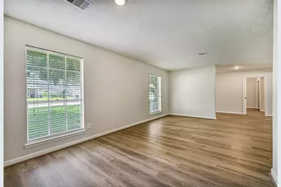502 Misty Lane, Friendswood, TX 77546 - Photo 5