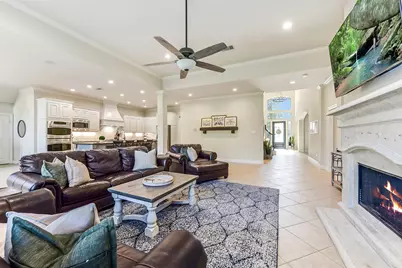 13611 Delwood Springs Lane, Houston, TX 77044 - Photo 17