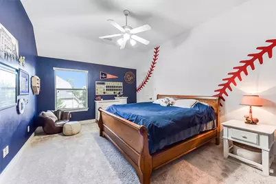 13611 Delwood Springs Lane, Houston, TX 77044 - Photo 33