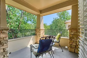 87 Woodlily Pl, The Woodlands, TX 77382 - Photo 11