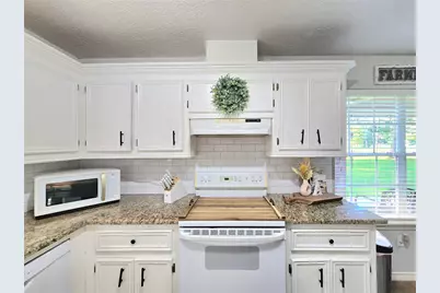 51 County Road 2234 2, Cleveland, TX 77327 - Photo 11