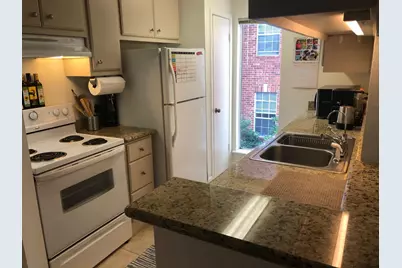 2300 Augusta Drive #32, Houston, TX 77057 - Photo 9