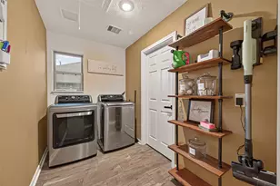 3310 Bastian Rd, Dickinson, TX 77539 - Photo 19