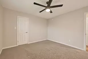 3310 Bastian Rd, Dickinson, TX 77539 - Photo 15