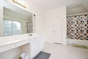 9641 Weldridge Dr, Sugar Land, TX 77498 - Photo 25