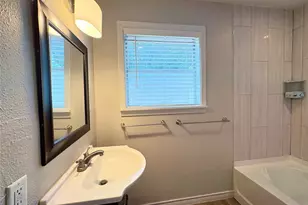 1702 Baylor Ave, Bay City, TX 77414 - Photo 11