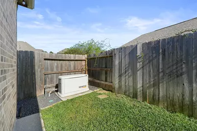19219 Yellow Chestnut Lane, New Caney, TX 77357 - Photo 31