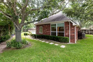 3603 Hawkins Cir, Missouri City, TX 77459 - Photo 5
