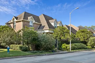 4964 Post Oak Timber Dr, Houston, TX 77056 - Photo 3