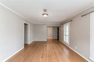 5537 Lincrest Ln, Houston, TX 77056 - Photo 5