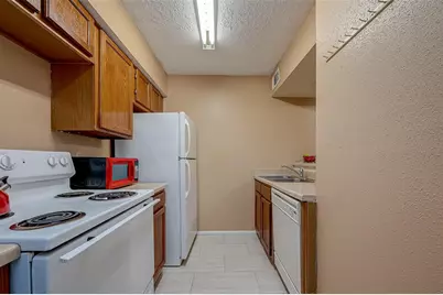 10555 Turtlewood Court #1109, Houston, TX 77072 - Photo 17