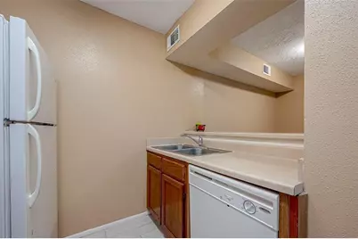 10555 Turtlewood Court #1109, Houston, TX 77072 - Photo 15
