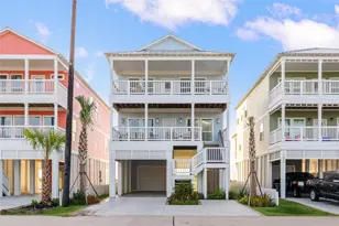 11372 Starfish Dr, Galveston, TX 77554 - Photo 9