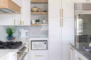 11372 Starfish Dr, Galveston, TX 77554 - Photo 5