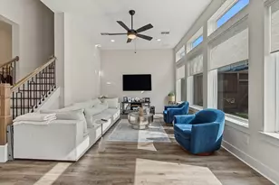 3509 Kensington Gdns Ln, Houston, TX 77055 - Photo 9