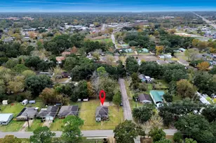 125 N Shirley St, Alvin, TX 77511 - Photo 11