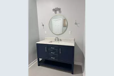 125 N Shirley St, Alvin, TX 77511 - Photo 33