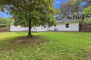 400 Nevils St, Bridge City, TX 77611 - Photo 23