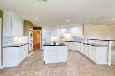 2515 Purple Horse Drive, League City, TX 77573 - Photo 11