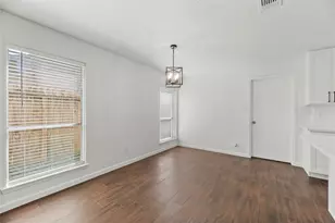 15362 Meadow Village Dr, Houston, TX 77095 - Photo 9