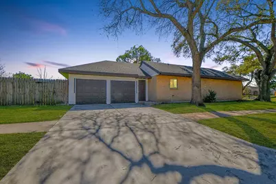 2203 Briarview Drive, Houston, TX 77077 - Photo 3