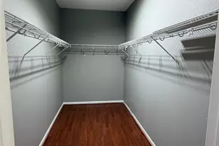 4715 Lunsford Hollow Ln, Friendswood, TX 77546 - Photo 7