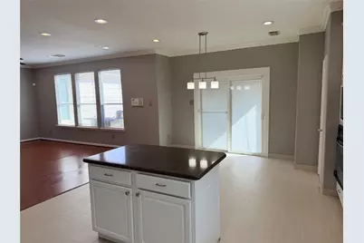 4715 Lunsford Hollow Lane, Friendswood, TX 77546 - Photo 9