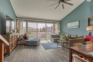 1 April Point Dr S, Conroe, TX 77356 - Photo 19