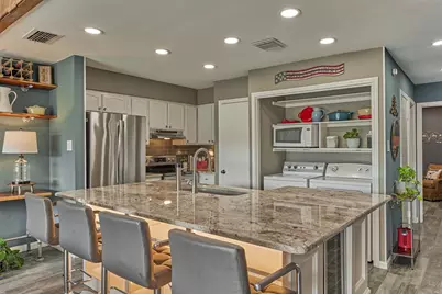 1 April Point Drive S, Conroe, TX 77356 - Photo 13