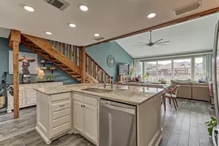 1 April Point Dr S, Conroe, TX 77356 - Photo 17