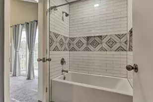 1 April Point Dr S, Conroe, TX 77356 - Photo 29