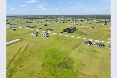 602 Longhorn Trail, Angleton, TX 77515 - Photo 7