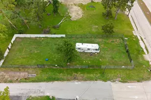 4701 Corto St, Houston, TX 77016 - Photo 13