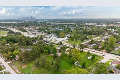 4701 Corto Street, Houston, TX 77016 - Photo 3