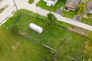 4701 Corto St, Houston, TX 77016 - Photo 9