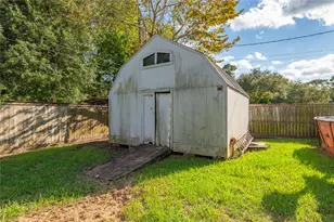 6903 Meadowlark Ln, Alvin, TX 77511 - Photo 35