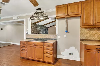 6903 Meadowlark Lane, Alvin, TX 77511 - Photo 11