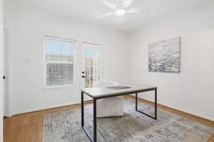 1110 Birdsall St, Houston, TX 77007 - Photo 3