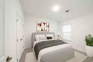 13710 Ballast Grn Dr, Texas City, TX 77568 - Photo 11