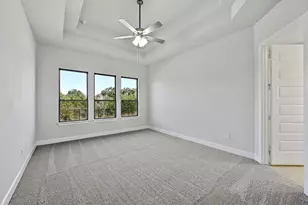 18902 Moonriver St, Conroe, TX 77302 - Photo 9