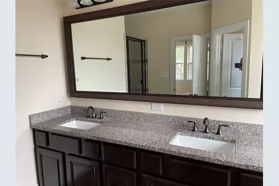 5105 Maple Street, Bellaire, TX 77401 - Photo 31